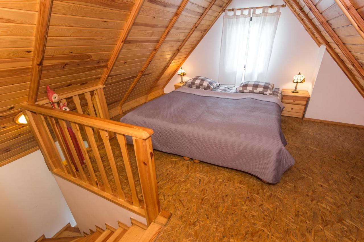 Dom nad jeziorem Sapowice Zewnętrze zdjęcie